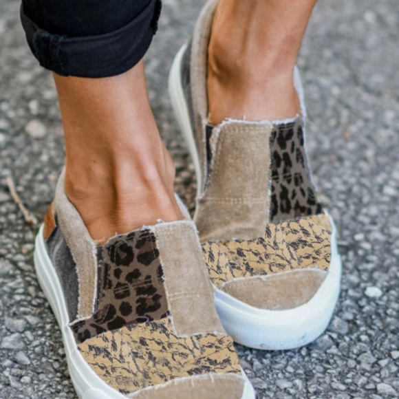 2x HP💝Khaki patchwork snakeskin/ leopard sneakers - Picture 2 of 3